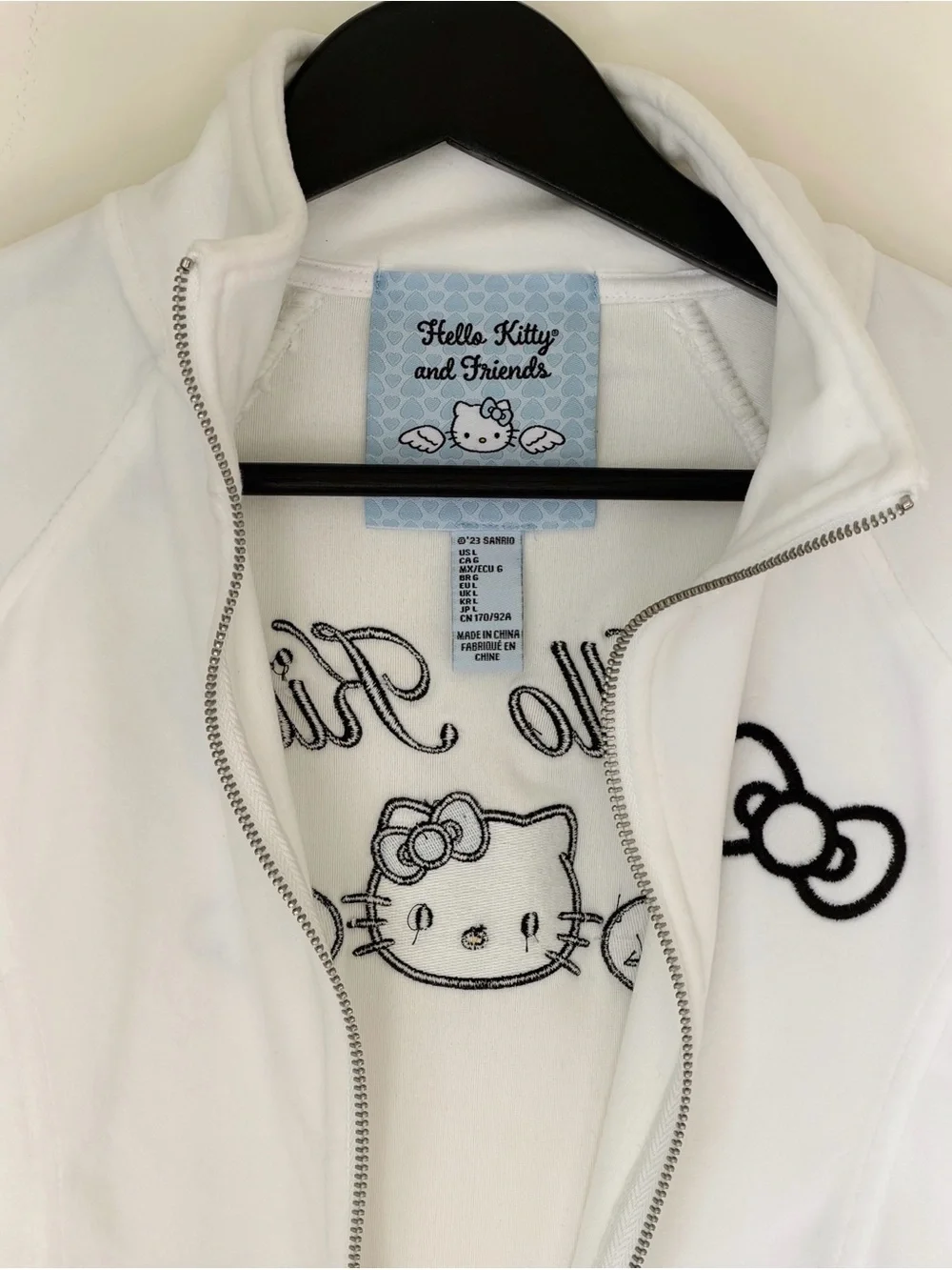 Hello Kitty x Forever 21 White Cropped Zip Front Jacket